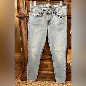 FRAME skinny crop jeans size 28 light wash